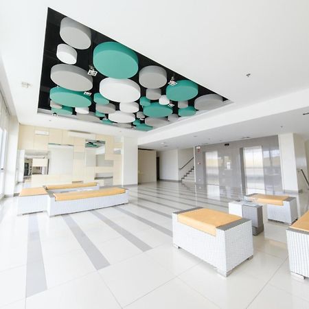 Go Hotels Lanang - Davao City Exterior foto