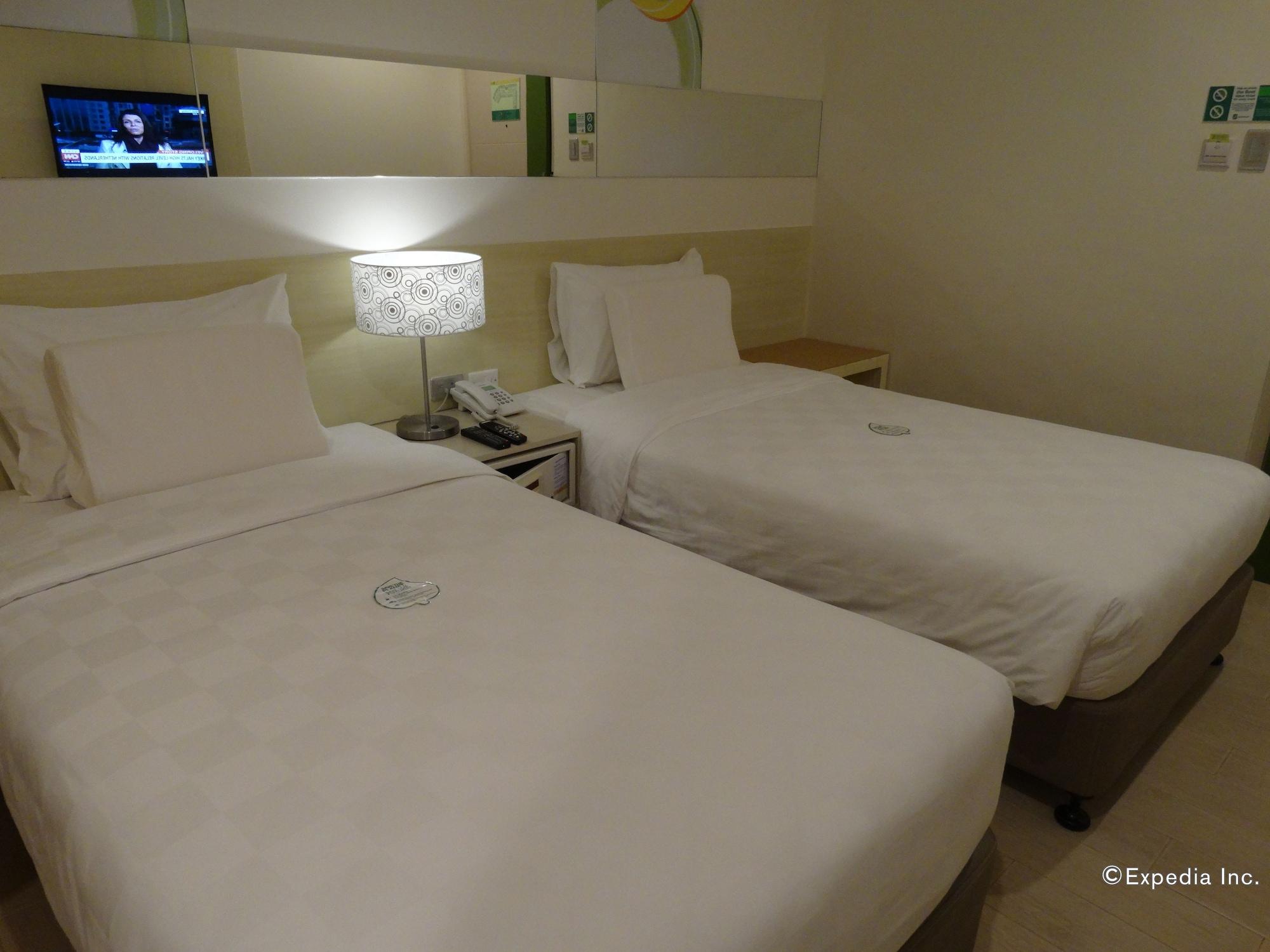 Go Hotels Lanang - Davao City Exterior foto